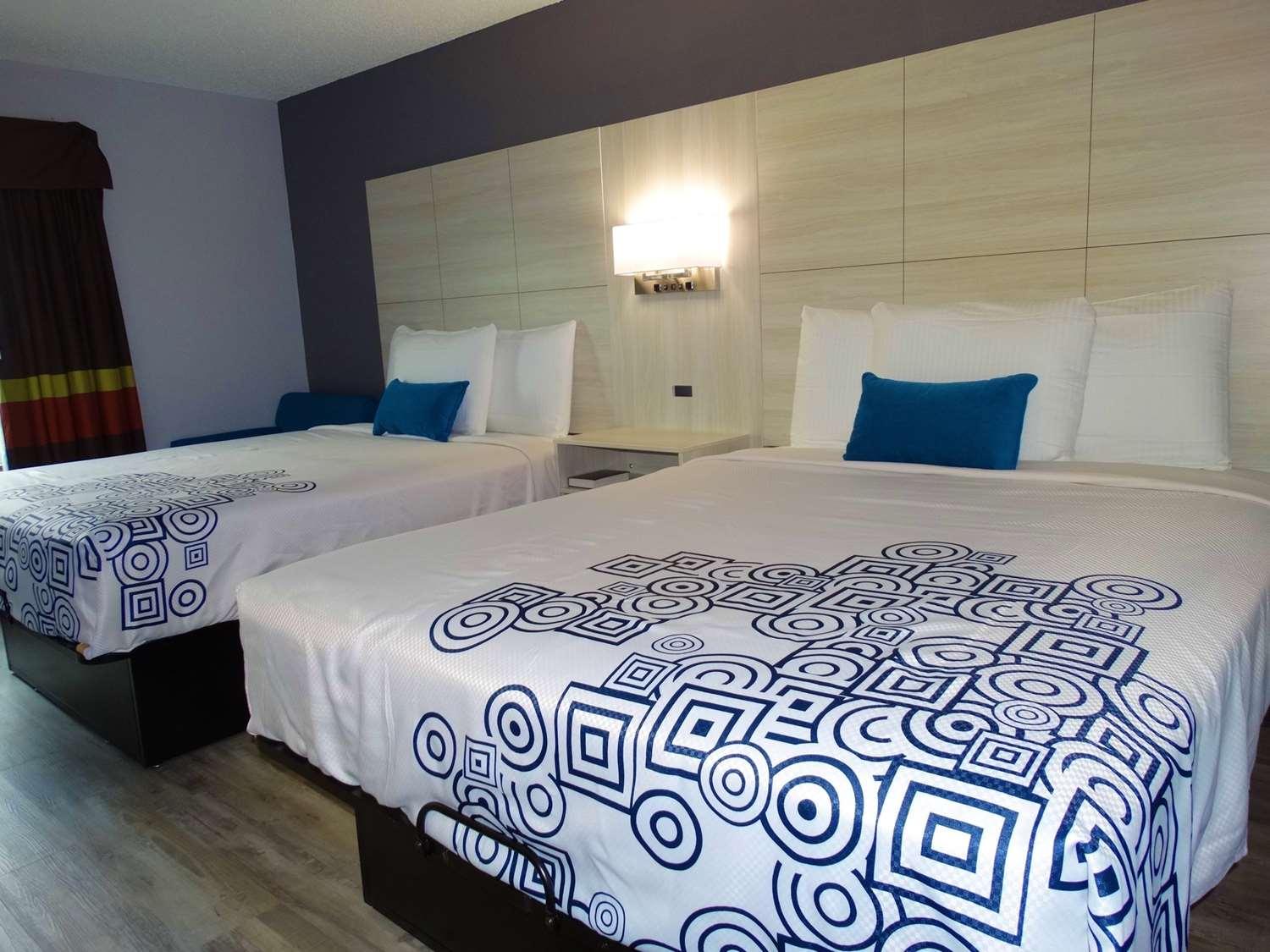 Days Inn By Wyndham Savannah Gateway I-95 Джорджтаун Экстерьер фото